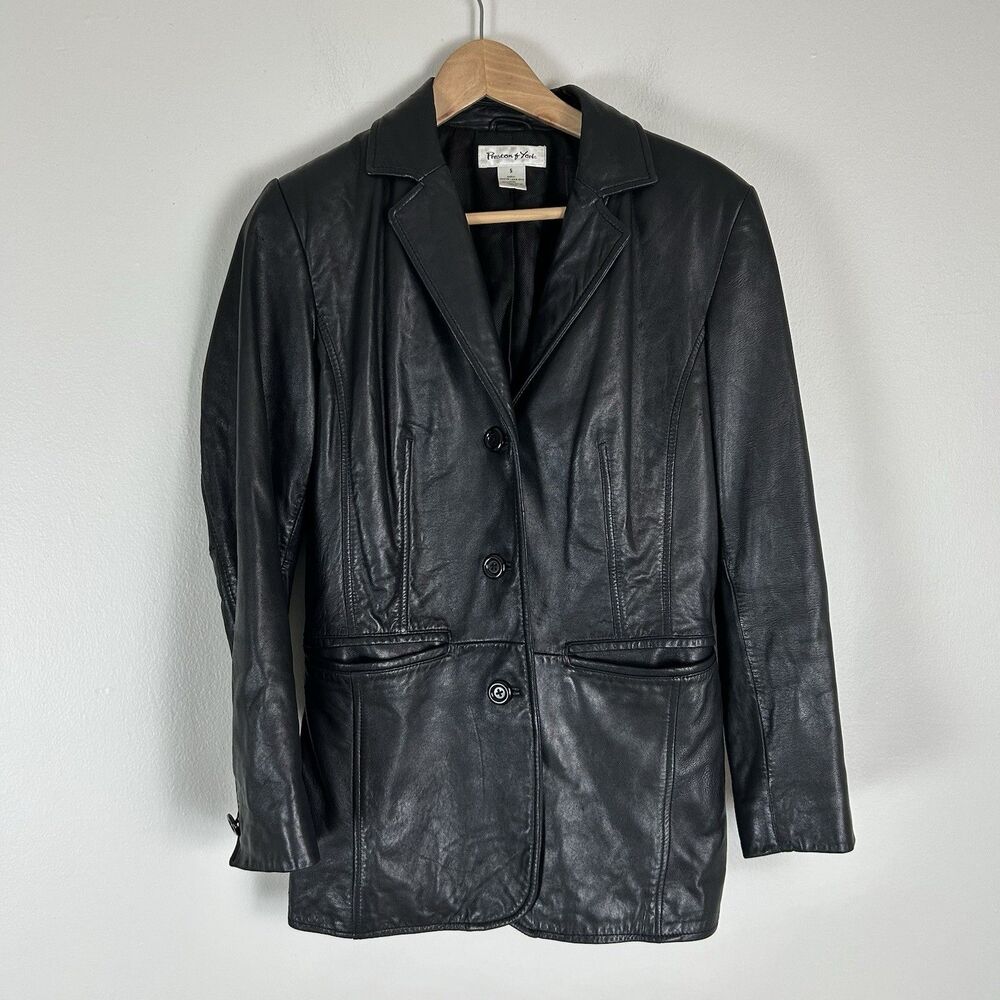 Preston & York Women's Black Lambskin Leather Jacket Small 90s Button Blazer